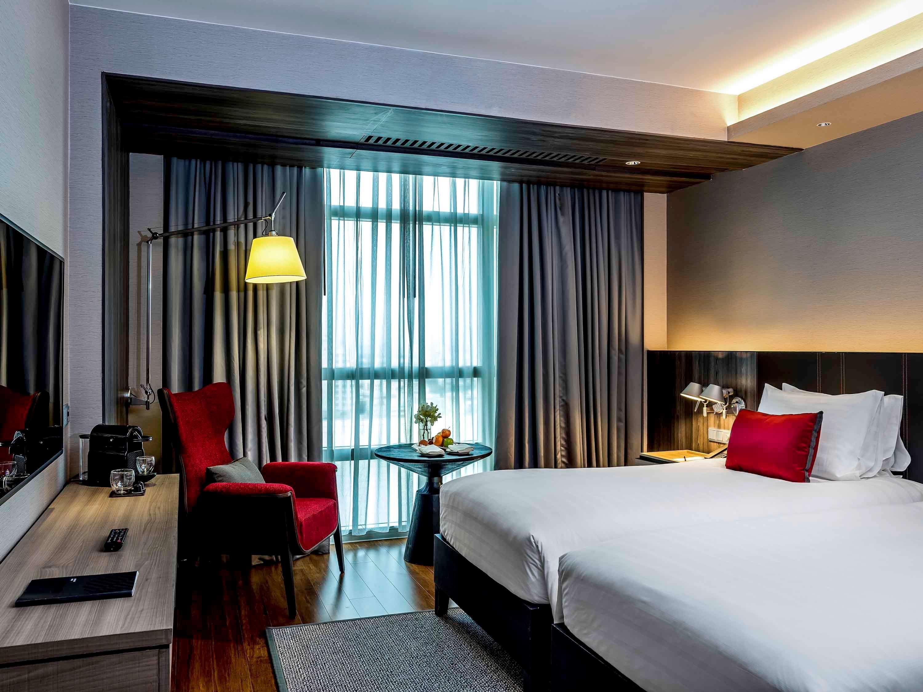 Pullman Bangkok King Power Hotel Kültér fotó Deluxe Room