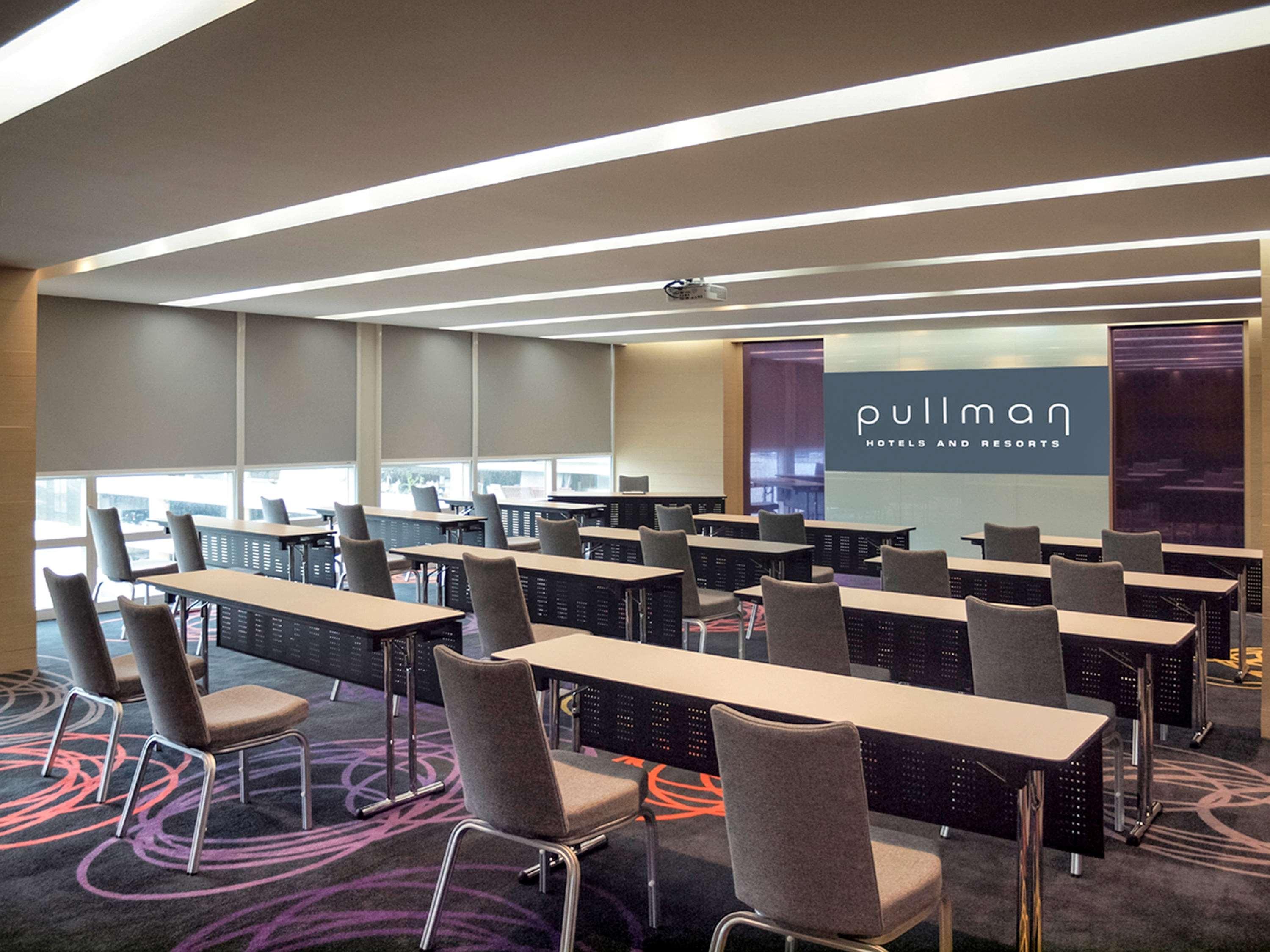 Pullman Bangkok King Power Hotel Kültér fotó A meeting room at Pullman Hotel, Kuala Lumpur
