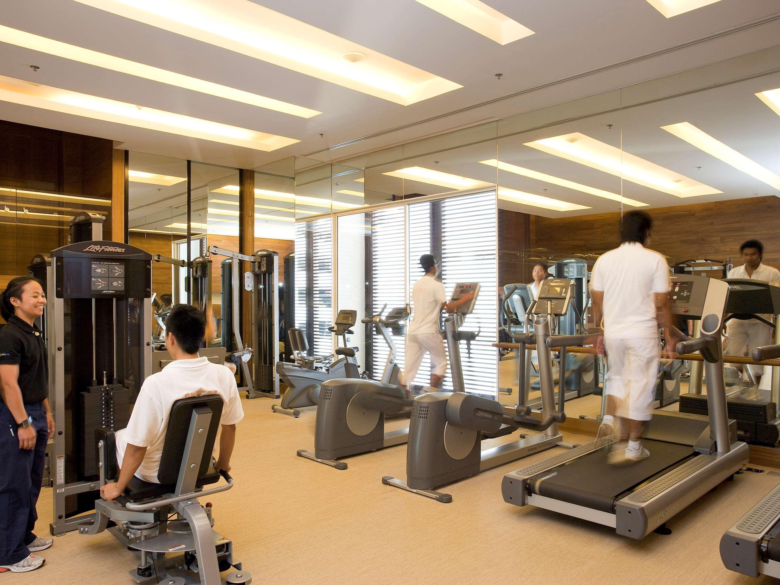 Pullman Bangkok King Power Hotel Kültér fotó The gym at the Taj Mahal Palace