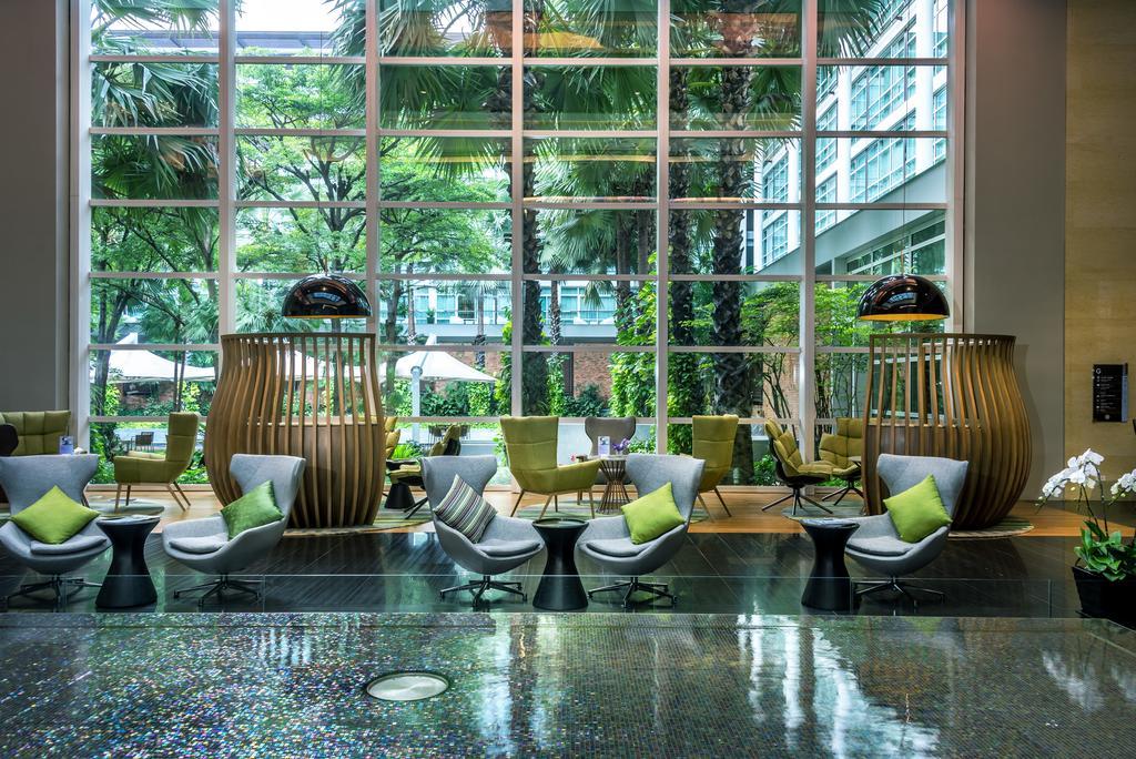 Pullman Bangkok King Power Hotel Kültér fotó The lobby of the hotel